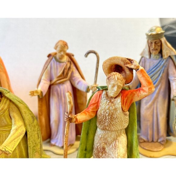 DePose Italy Nativity Figures Set Of 12 Plastic Shepherds Wise Men Animals - Picture 6 of 11
